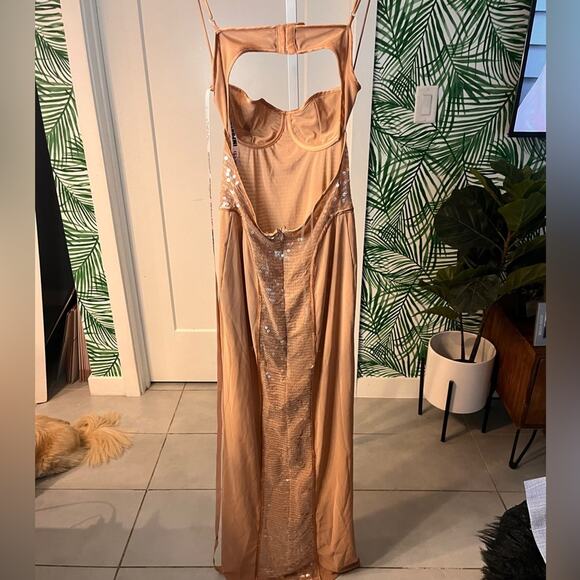 NWT House of CB Bonita Sequin Open Back Gown in Cafe Au Lait Sz Small - Picture 8 of 14